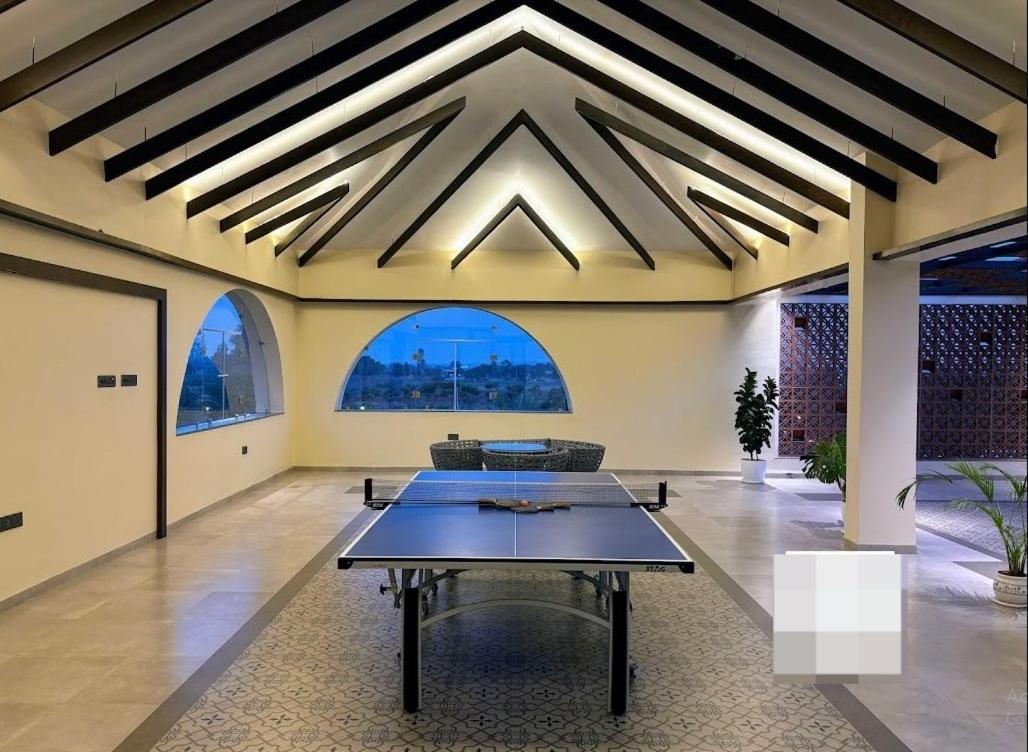 Redhomex Cove Castle Villa Hajdarabad Zewnętrze zdjęcie