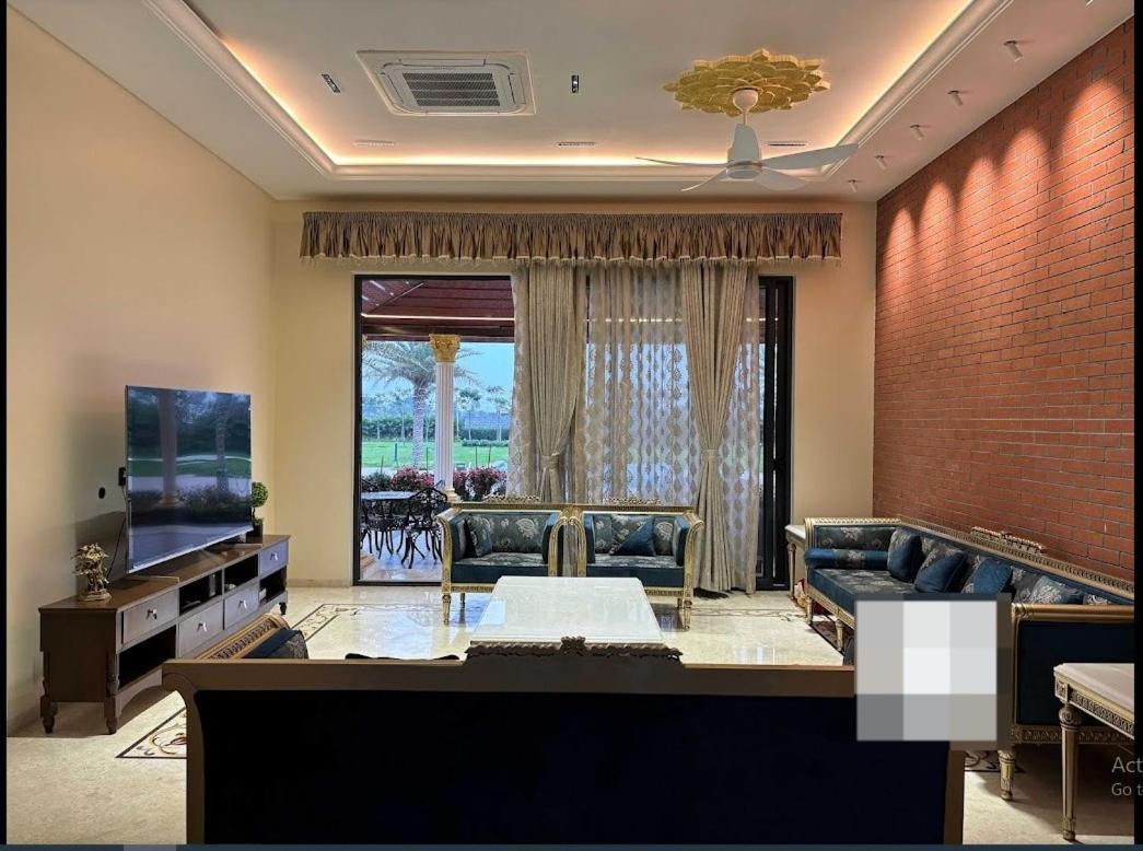 Redhomex Cove Castle Villa Hajdarabad Zewnętrze zdjęcie