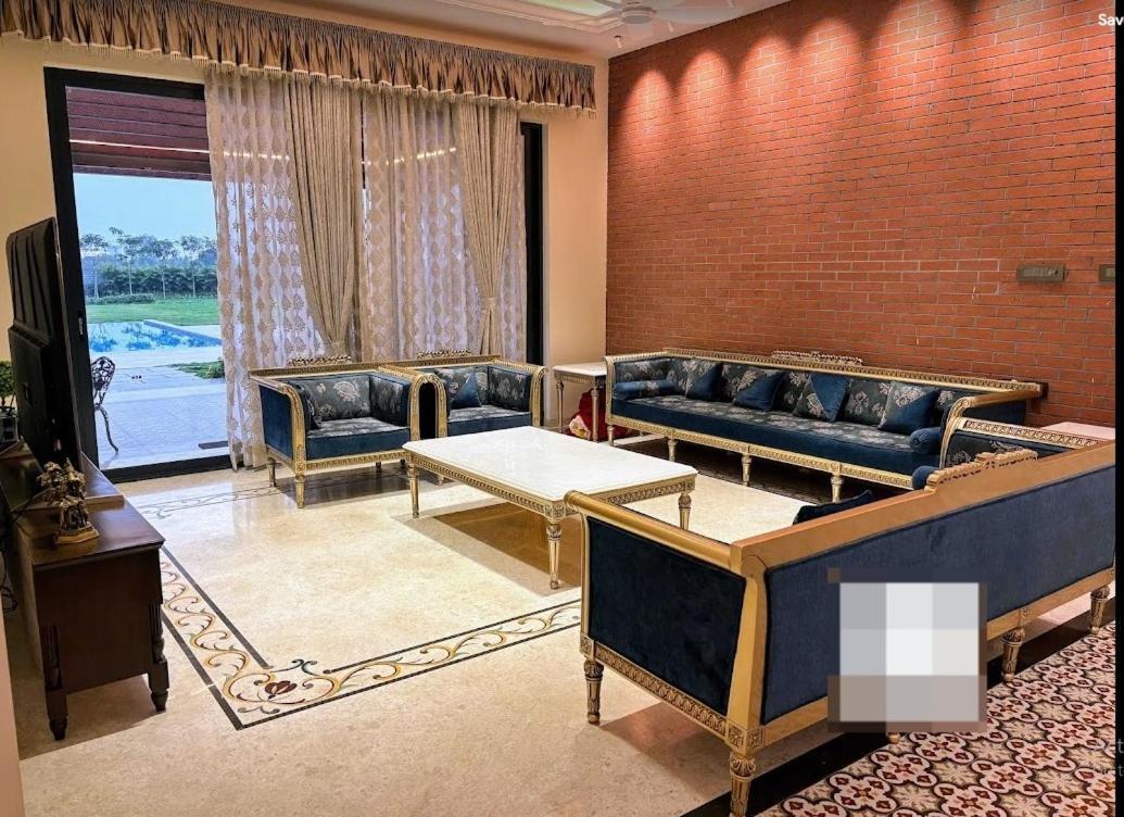 Redhomex Cove Castle Villa Hajdarabad Zewnętrze zdjęcie